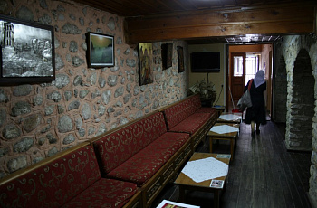 Комната внутри монастыря